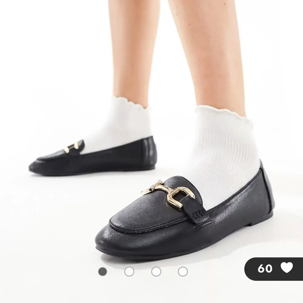 NWT Women’s Faux Leather London Rebel Snaffle Trim Flats Shoes Black size 6